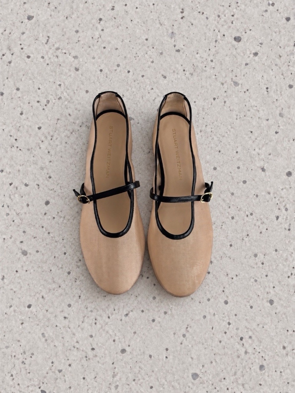 Stuart Weitzman Barely Beige / Black Mesh Bareitall Mary Jane Flats Sz 10.5 US❤️